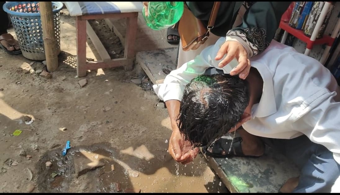 কথিত টোল আদায়ে সিএনজি থামানো, পেছন থেকে অটোর ধাক্কায় আহত কয়েকজন