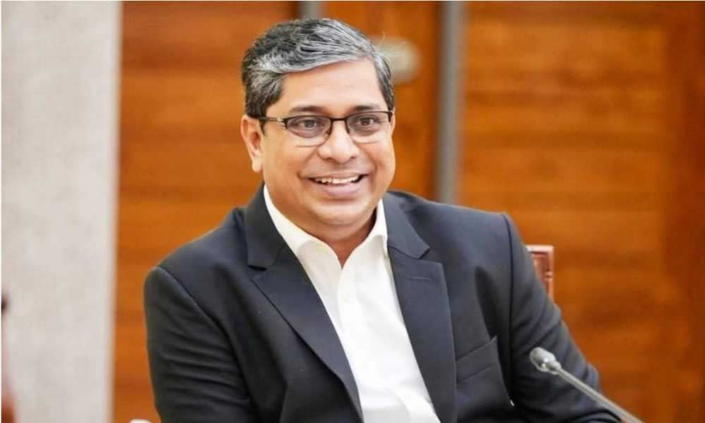 সরকারি ভবনের ছাদ হবে বিদ্যুৎ উৎপাদনের কেন্দ্র, লক্ষ্য ৩০০ মেগাওয়াট