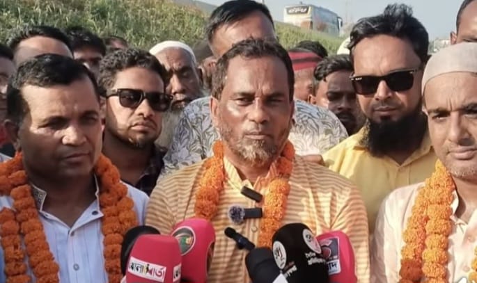 রায়গঞ্জে ইটভাটা মালিক সমিতির নির্বাচন সম্পন্ন : সভাপতি হানিফ সা:সম্পাদক জুবায়ের,সাংগঠনিক ফরিদ 