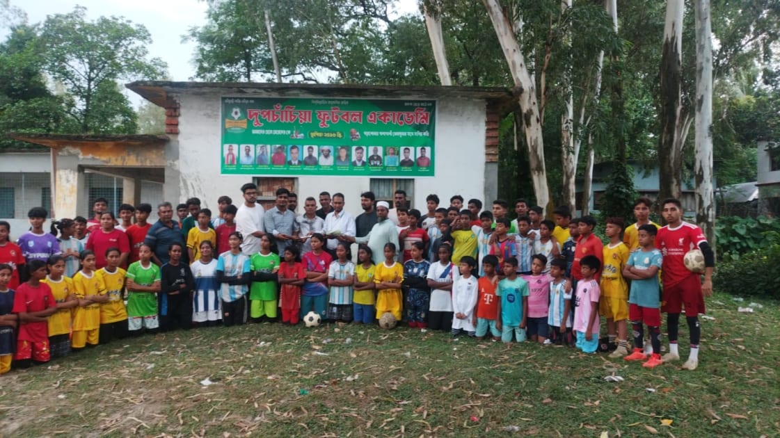 নতুন কুঁড়ি স্পোর্টস রেজিস্ট্রেশন কার্যক্রম প্রচারনায় জেলা ক্রীড়া অফিসার আকরাম
