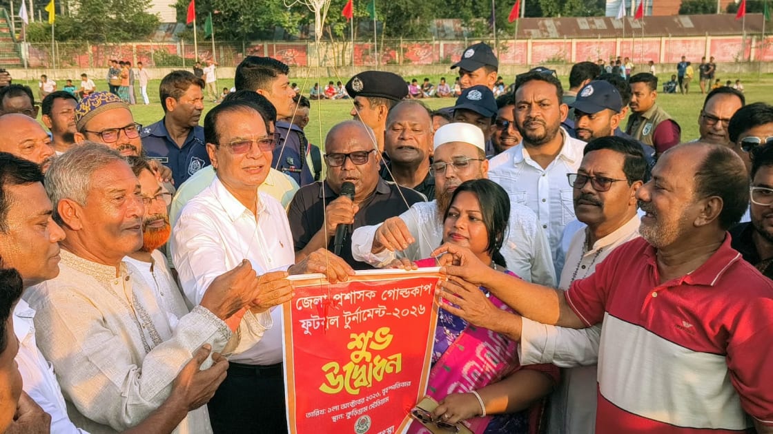 ফুটবলের উন্মাদনায় কুড়িগ্রাম! ট্রাইব্রেকারে সদরের জয়, পেশা করার বার্তা ত্রাণমন্ত্রীর