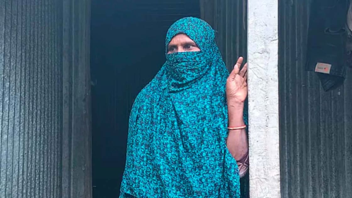 ফ্যামিলি কার্ডের জন্য টিপসই দিয়ে বিধবা জানলেন ‘বিয়ে হয়ে গেছে’