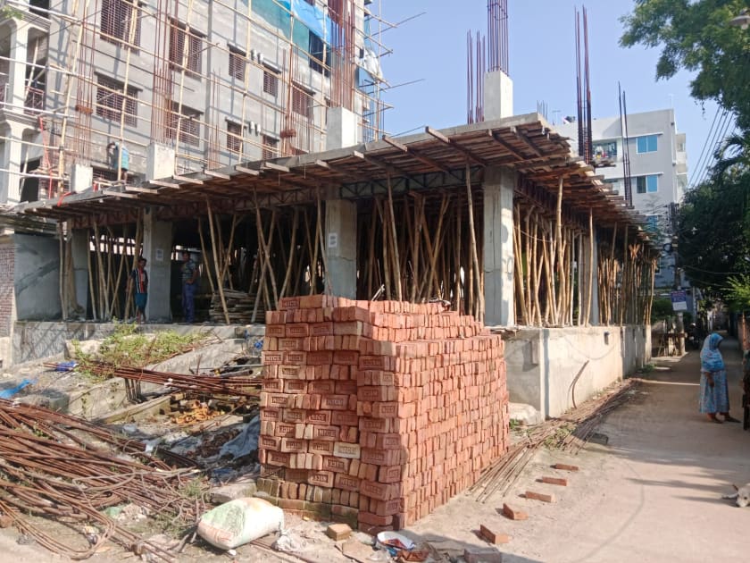 রাজশাহীতে জমি কিনে বিপাকে ক্রেতারা